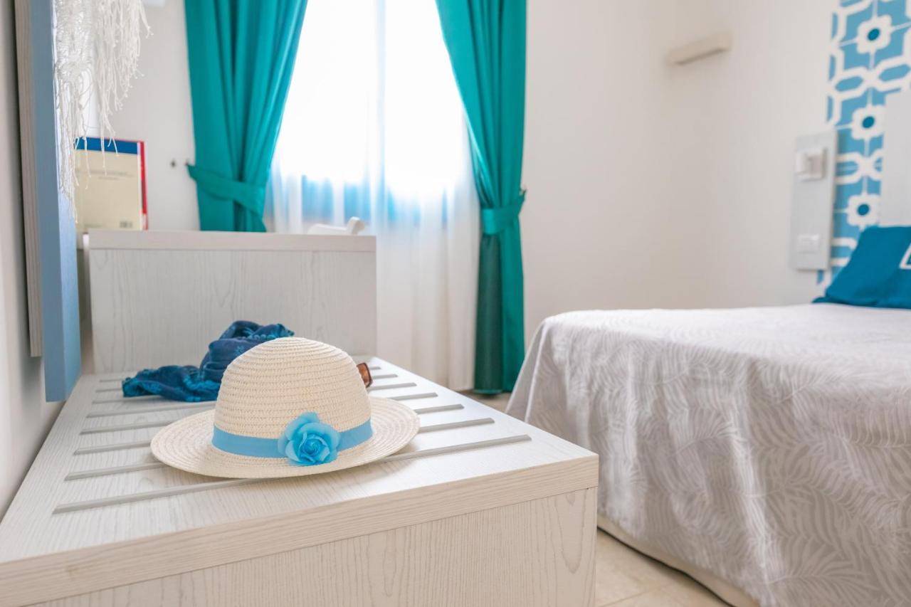 Hotel Magna Grecia 莱乌卡 外观 照片