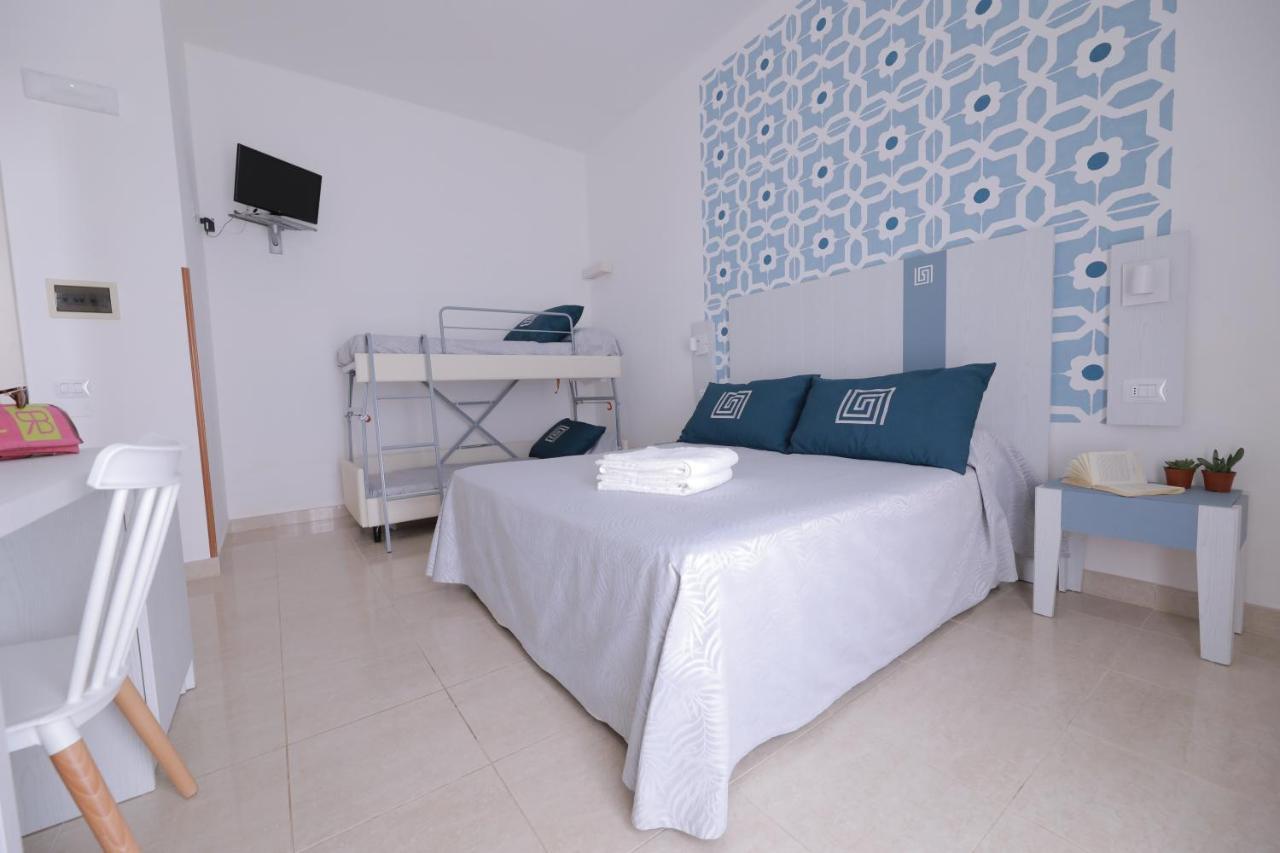 Hotel Magna Grecia 莱乌卡 外观 照片