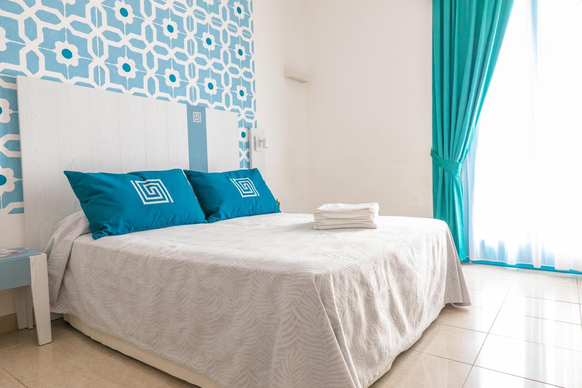 Hotel Magna Grecia 莱乌卡 外观 照片